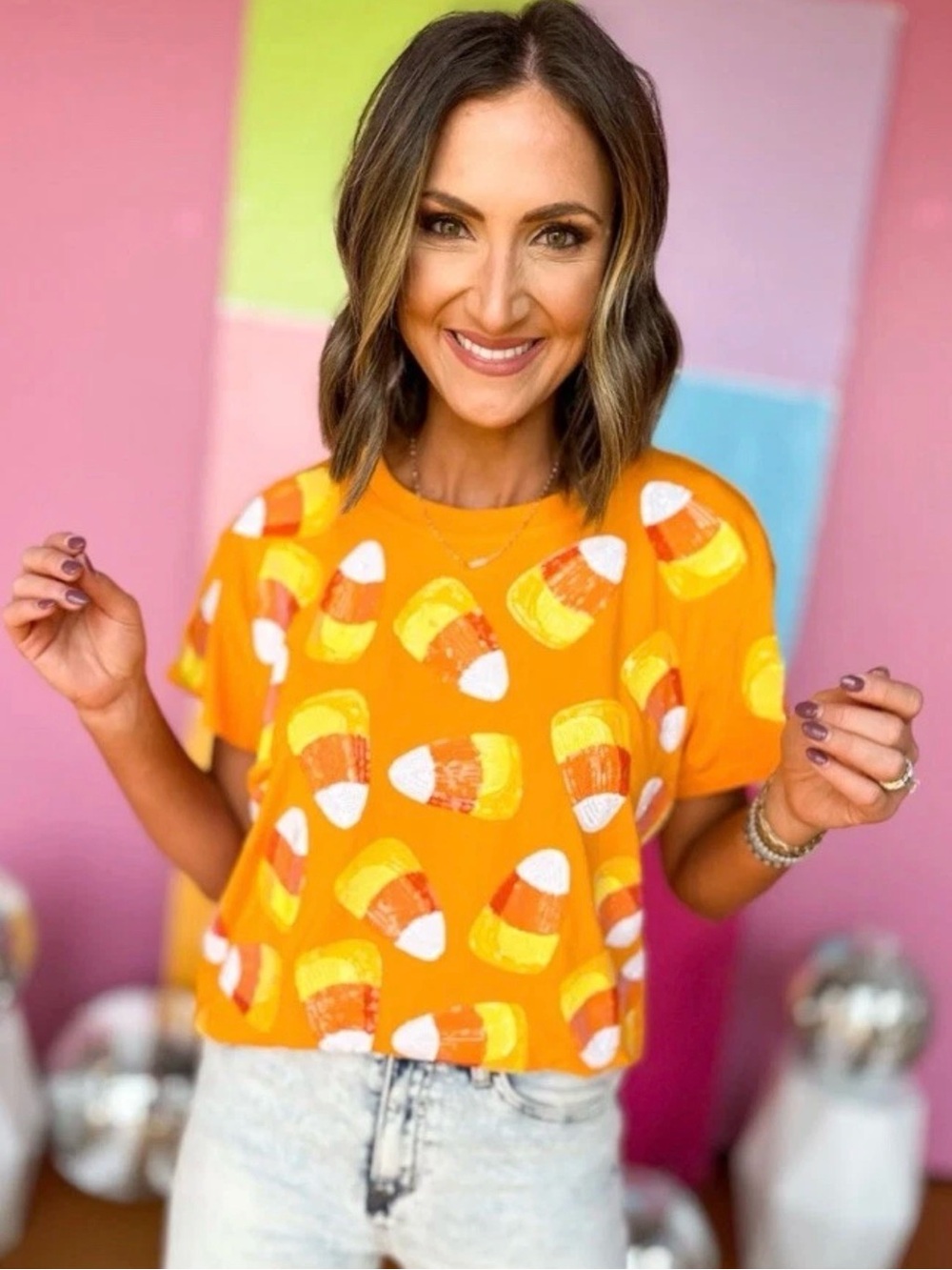 🎃Fabulous Queen Of Sparkles XL (Oversized) Candy Corn Sequined Tee EUC - Picture 6 of 10